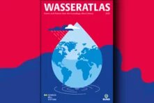 wasseratlas2025_cover Cover: Wasseratlas 2025, Großer Wassertropfen vor Weltkarte